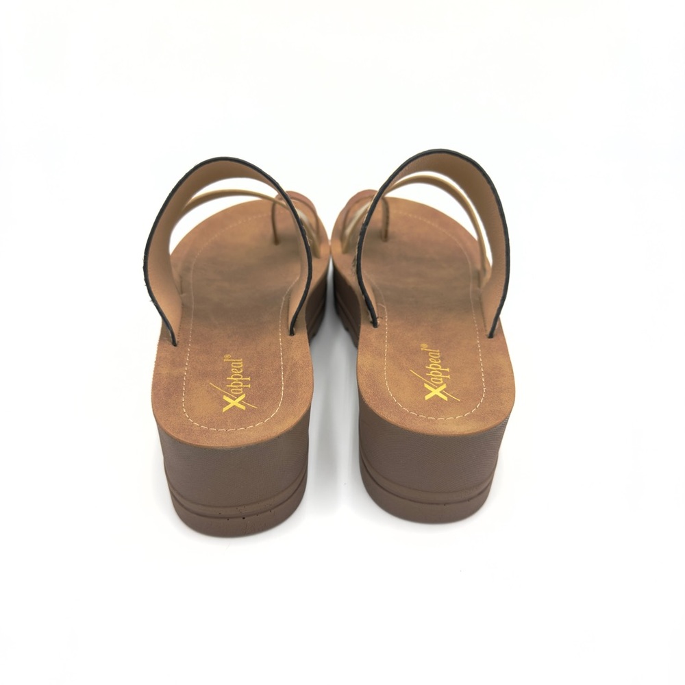 Xappeal Leopard Print and Gold Women's Platform Sandals NWOT - Picture 4 of 7